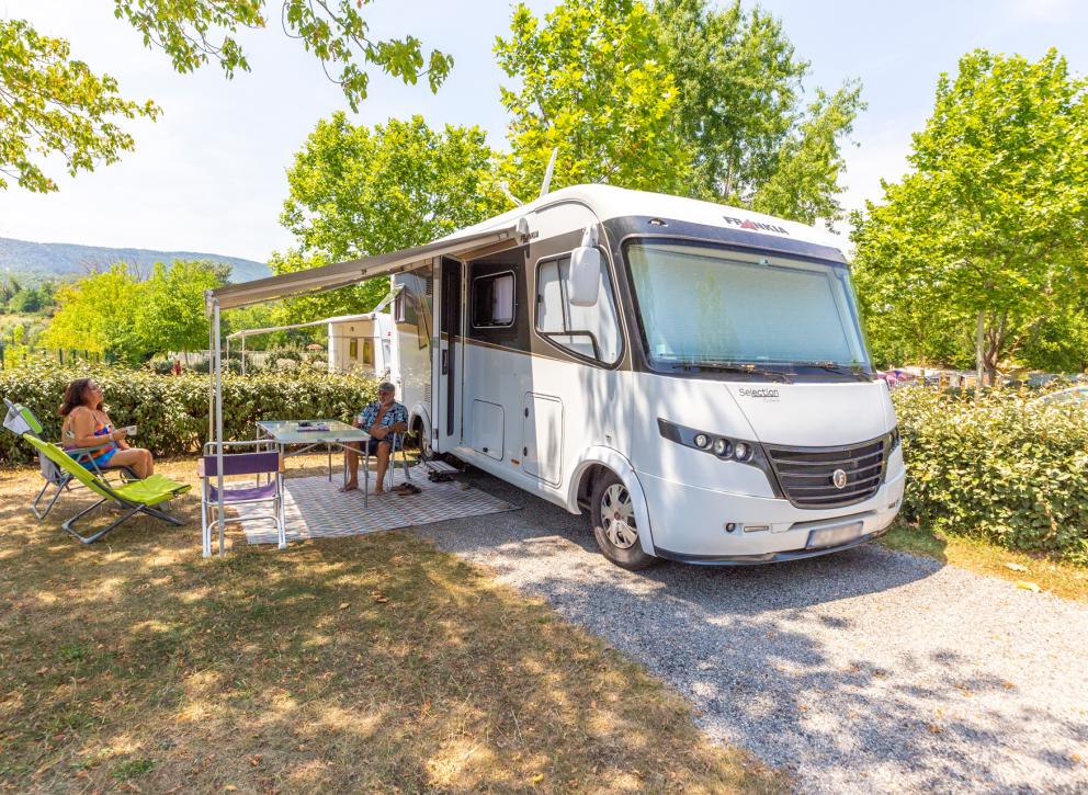 ©_Lilian_Chapel : Emplacement Camping Car