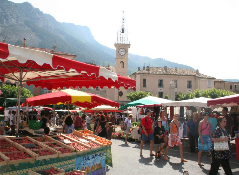 Marché hebdomadaire du samedi à Sisteron